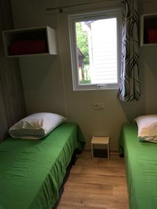 Hebergement Camping Frederic Mistral : photos des chambres