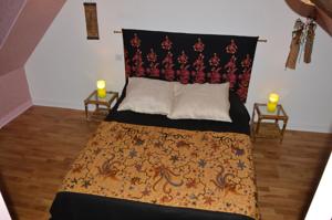 Chambres d'hotes/B&B Les Deux Tours : Chambre Double - Vue sur Jardin