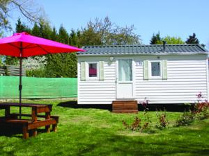 Hebergement Camping Des Papillons : photos des chambres