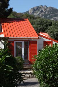Hebergement Camping Le Bois Fleuri : photos des chambres