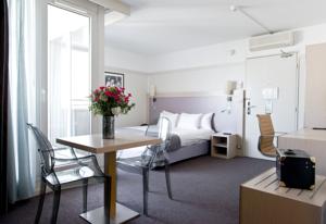Hotel Holiday Inn Paris Montparnasse Pasteur : photos des chambres