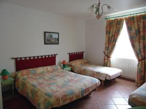 Chambres d'hotes/B&B Chambres D’hotes Lou Jassou : photos des chambres