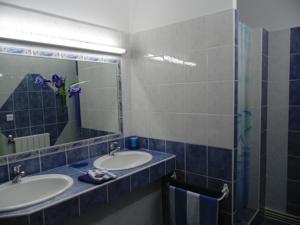 Chambres d'hotes/B&B Chambres D’hotes Lou Jassou : photos des chambres