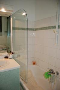 Appartement les Tilleuls : Appartement - Vue sur Jardin