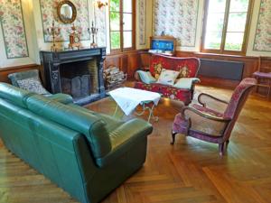 Hebergement Holiday Home La Romanesque : photos des chambres