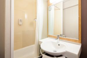 B&B Hotel Paris Roissy CDG Aeroport : photos des chambres