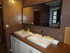 Hebergement Gite Dourdou - Les Hauts de Camares : photos des chambres