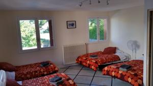 Chambres d'hotes/B&B Quillan La Vue : Chambre Quadruple - Vue sur Montagnes
