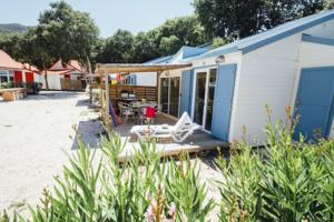 Hebergement Camping Le Bois Fleuri : photos des chambres