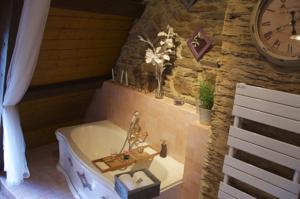 Chambres d'hotes/B&B Le CDV - Bar Lounge & Chambres Insolites : photos des chambres