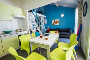 Hebergement Camping Le Bois Fleuri : photos des chambres