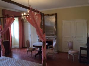 Hebergement Domaine de Saint Charles : Chambre Lit Queen-Size - Vue sur Jardin