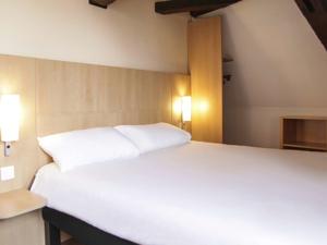 Hotel ibis Douai Centre : photos des chambres
