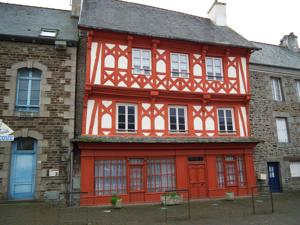 Hebergement Gite De La Roche Derrien : photos des chambres