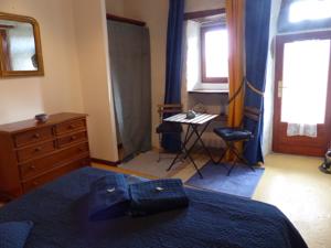 Hebergement Le Chanelou : Chambre Double avec Terrasse