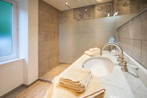 Chambres d'hotes/B&B Le Moulin de Saint Gal : photos des chambres