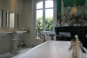 Chambres d'hotes/B&B Chambre d'Hotes L'Ambroise : photos des chambres