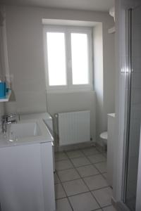 Appartement L'Amandier : photos des chambres