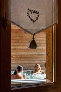 Hebergement Chalets Shangrila : photos des chambres