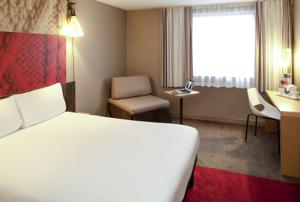 Hotel ibis Paris Le Bourget : photos des chambres