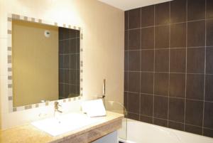 Hotel Le Place Neuve : photos des chambres