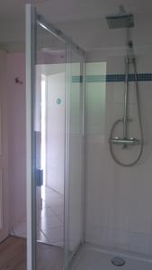 Appartement La villa Du Port : Appartement au Rez-de-Chaussée - Vue sur Lac