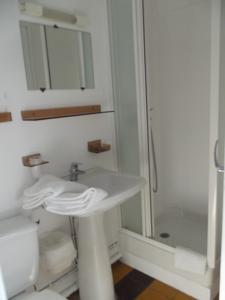 Hotel De La Poste : photos des chambres