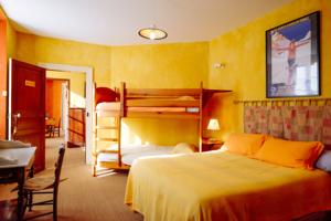 Chambres d'hotes/B&B Le Poujastou : photos des chambres