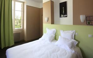 Hotel & Restaurant - Le Manoir des Cedres : photos des chambres