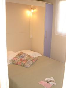 Hebergement Camping Frederic Mistral : photos des chambres