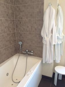 Appartement Le 360° TOUR PERRET Panoramique LUXE 19E etage : photos des chambres