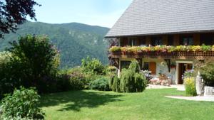 Hebergement Le Fraisy Location de Vacances : photos des chambres