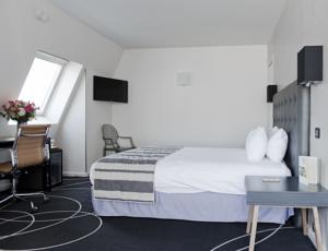Hotel Holiday Inn Paris Montparnasse Pasteur : photos des chambres