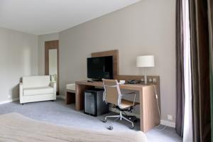 Hotel Holiday Inn Paris Montparnasse Pasteur : photos des chambres