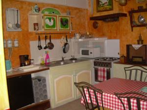Chambres d'hotes/B&B Ferme de l'Art Rural et Populaire : photos des chambres