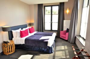 Hotel AUBERGE DU CHATEAU BLEU : Chambre Double ou Lits Jumeaux Supérieure - Vue sur Jardin