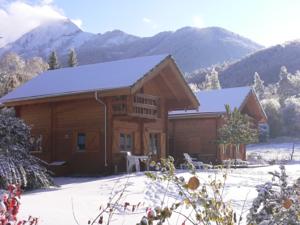 Hebergement chalets de combebelle : Maison 2 Chambres