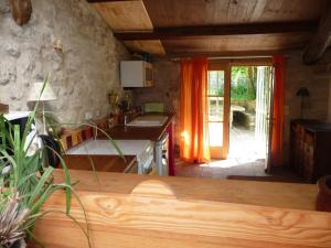 Hebergement Mazet de Mo : Maison de Vacances
