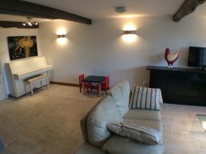 Hebergement Maison Haut De La Colline : photos des chambres