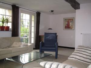 Hebergement Maison Haut De La Colline : photos des chambres