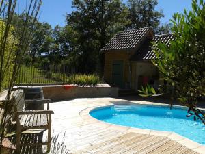 Hebergement Charme & Jardin : photos des chambres