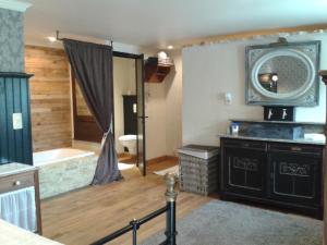 Hebergement Charme & Jardin : photos des chambres