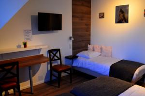 Hotel Restaurant La Couronne : photos des chambres