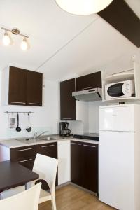 Hebergement Lagrange Grand Bleu Vacances – Camping Le Bosc : photos des chambres