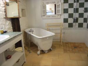 Chambres d'hotes/B&B La Cigogne : Chambre Deluxe Double ou Lits Jumeaux