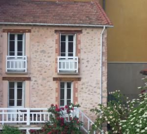 Hebergement Ancienne bergerie en pierres & son jardin : photos des chambres