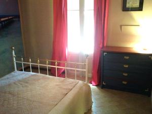 Hebergement Ancienne bergerie en pierres & son jardin : photos des chambres