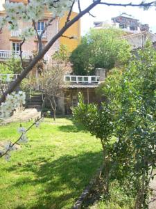 Hebergement Ancienne bergerie en pierres & son jardin : photos des chambres