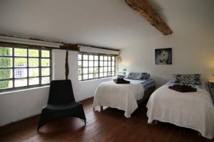 Chambres d'hotes/B&B Mas de la Rivoire B&B : photos des chambres