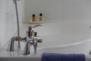 Chambres d'hotes/B&B Chambre d'Hotes Le Castelet : photos des chambres